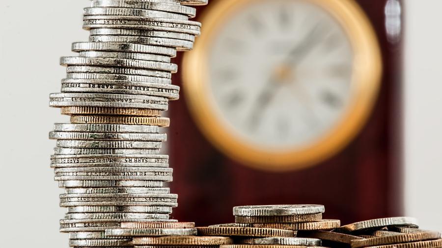 Depozite: Ce este prelungirea automată?