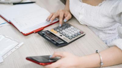 Conturi bancare: Comisionul de încasare poate fi evitat