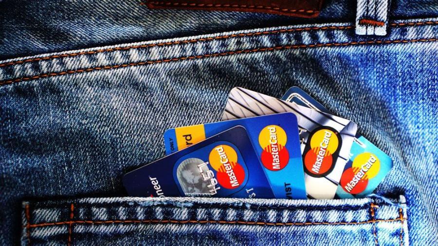 Ce recompense poți primi la un card de credit?