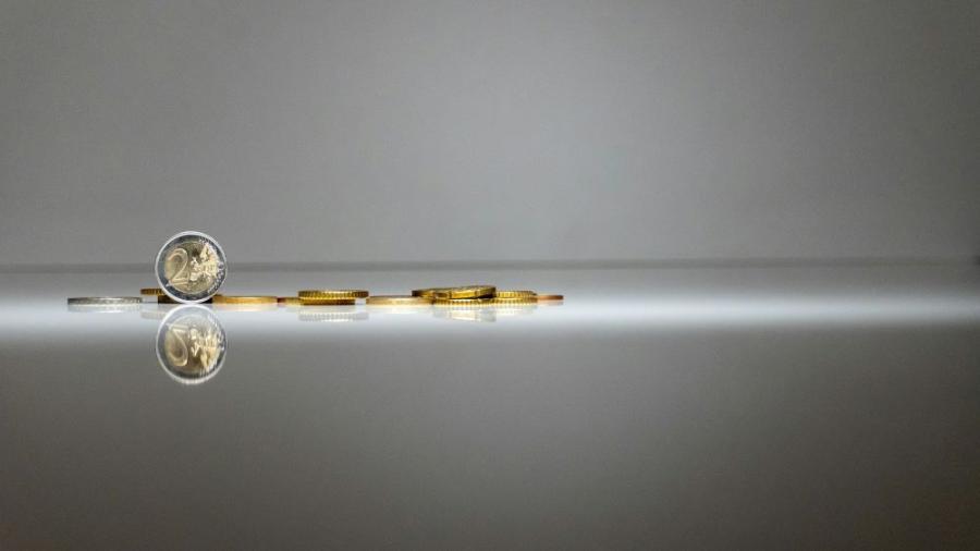 Depozit sau fond de investiții: Ce alegem?