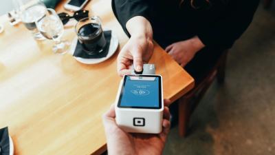 Cum funcționează serviciul Round Up?