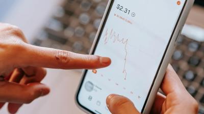 Cum investim când acțiunile sunt la maxime istorice?