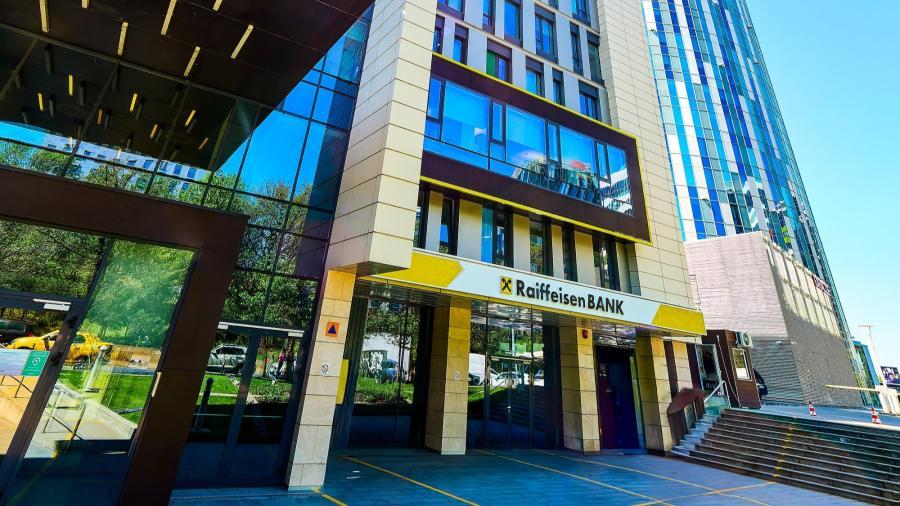 Raiffeisen și UNIQA lansează două asigurări unit-linked